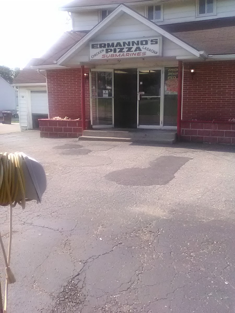 Ermanno's Pizza Shop